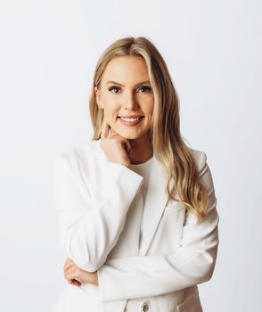 Photo of Carlie Hallihan