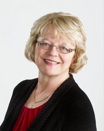 Photo of Cathy Calhoun